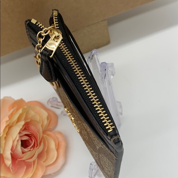 Mini Skinny Id Case In Signature Canvas - Picture 5 of 16